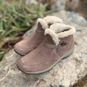 Suede Casual Slippers/Booties Rubber Sole Indoor/Outdoor⭐️So Cute